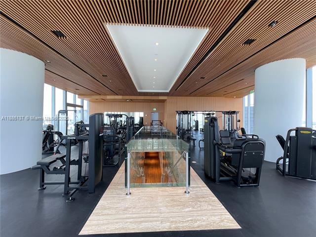 Building Photo - 300 Biscayne Boulevard Way