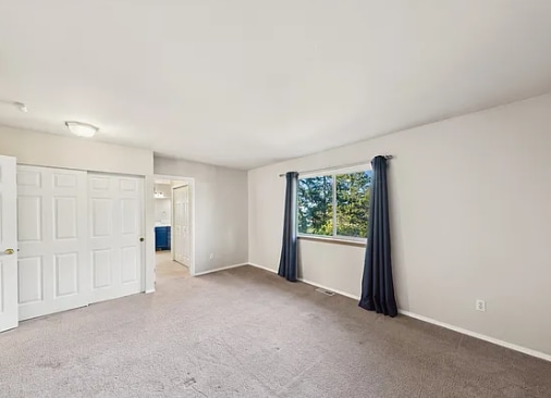 Building Photo - 1340 NW Redwing Dr