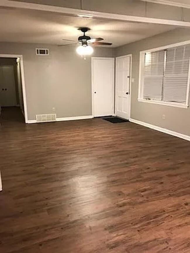 Building Photo - Charming 3BR Home in Colonial Hills – Quiet Southaven Neighborhood |Move In Ready
