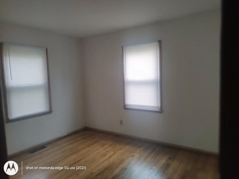 Building Photo - 3417 Oaklawn St