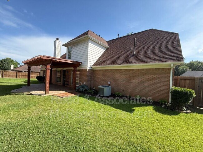 Building Photo - 3066 Shadow Green Ln