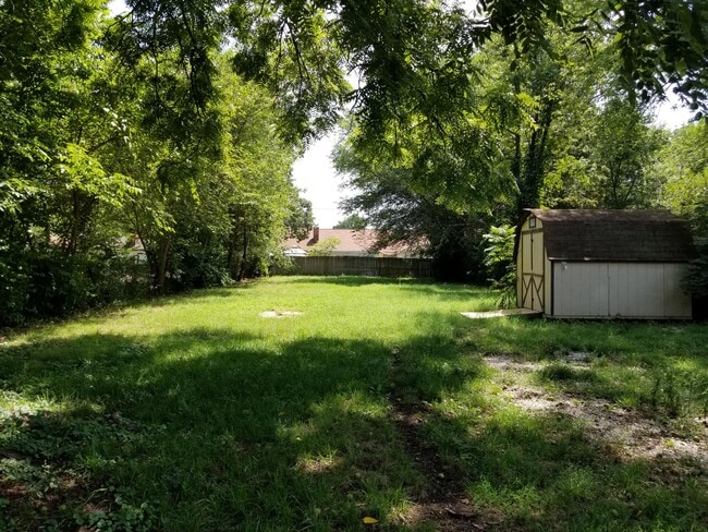 Building Photo - 2946 W Latoka St