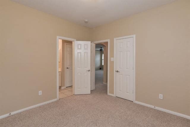 Building Photo - 2471 Loch Haven Ct