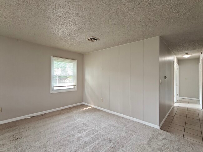 Building Photo - 45 Meribrook Cir