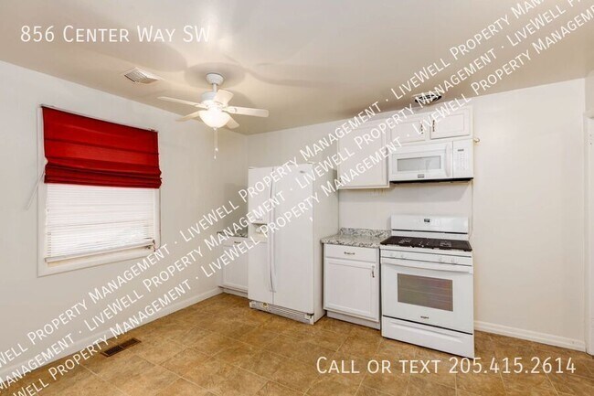 Building Photo - 856 Center Way SW