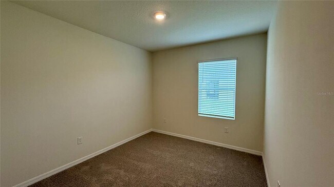 Building Photo - 3314 Pine Lily Ave