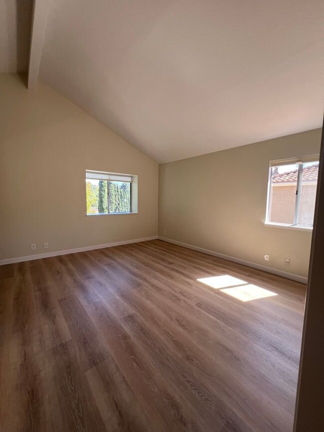 Building Photo - Spacious La Costa 3BR/3BA Townhome; gated complex w/pool, spa and tennis