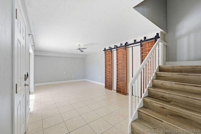 Building Photo - 236 Charter Way