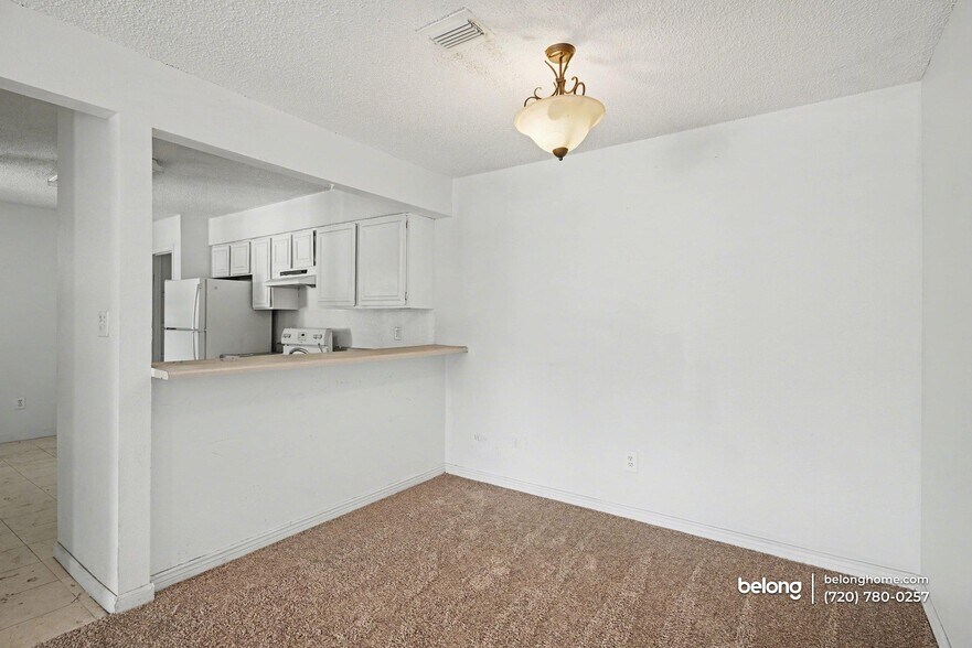 Building Photo - 7260 S Gaylord St