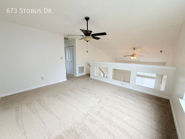 Building Photo - 673 Stobus Dr