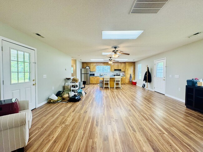 Building Photo - 4052 Goff Rd