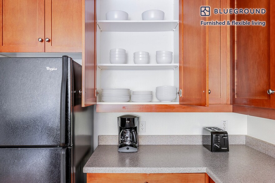 Building Photo - 754 The Alameda