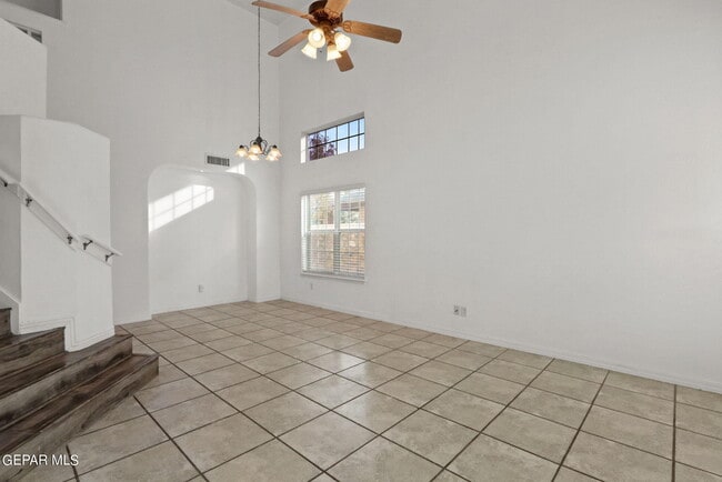 Building Photo - 636 Paseo Hermoso Dr