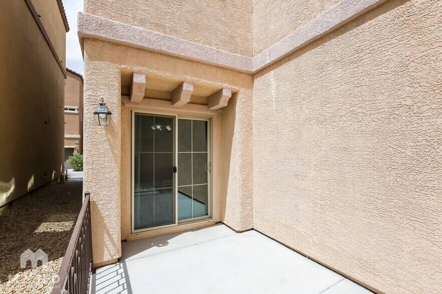 Building Photo - 7608 Tiffany Lamp Ct