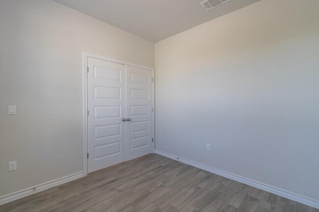 Building Photo - 3205 Beryl Woods Ln
