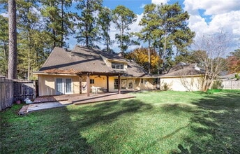 Building Photo - 8323 Forest Ridge Rd