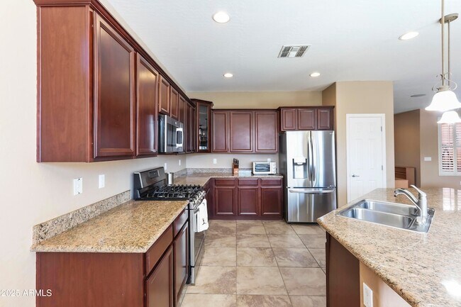 Building Photo - 20934 Sweet Dreams Dr