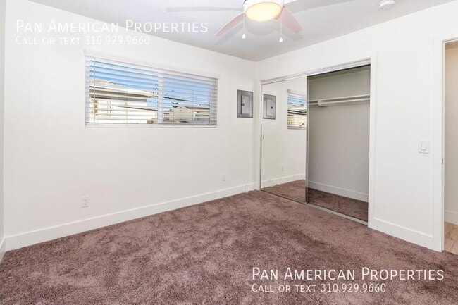 Building Photo - 5136 E Livingston Dr