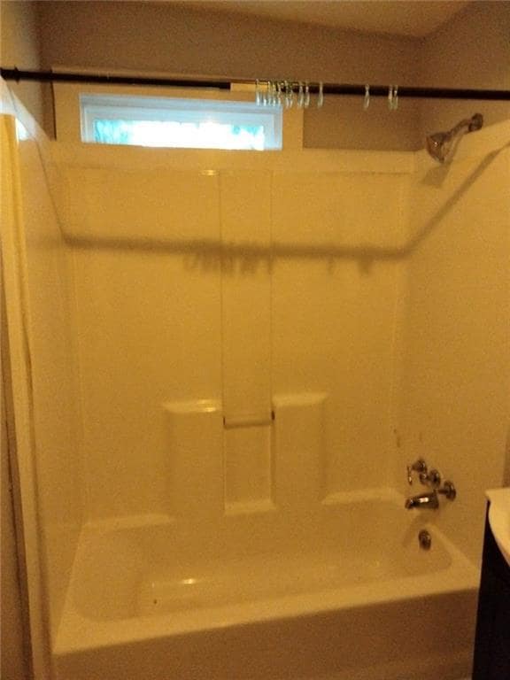 Building Photo - 873 Midway St SE