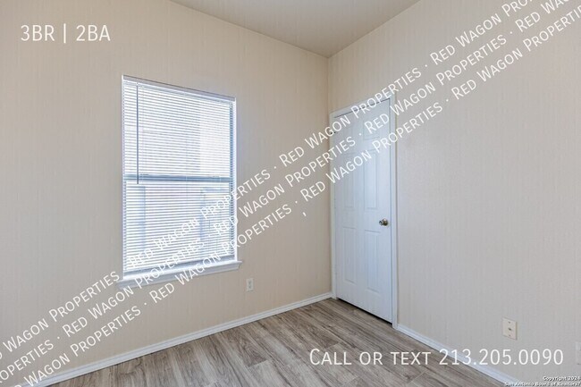 Building Photo - 7226 Golf Way