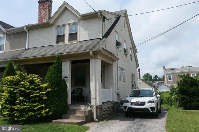 Building Photo - 2716 St Marys Rd