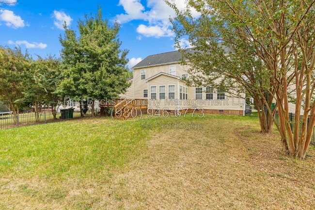 Building Photo - 10613 Bere Island Dr