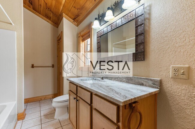 Building Photo - 131 Tanner Trail