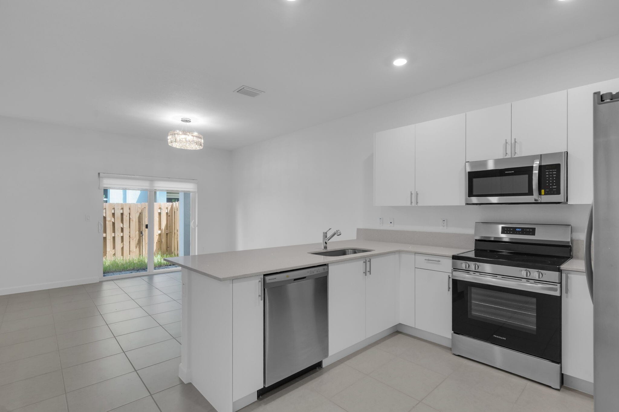 Building Photo - 105 SW 184th Pl