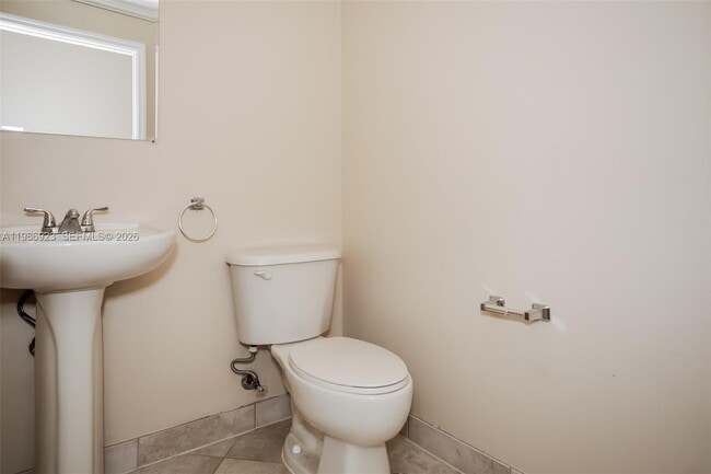 Building Photo - 32152 SW 204th Ct