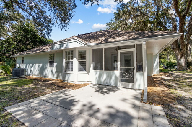 Building Photo - 4949 Windward Pl