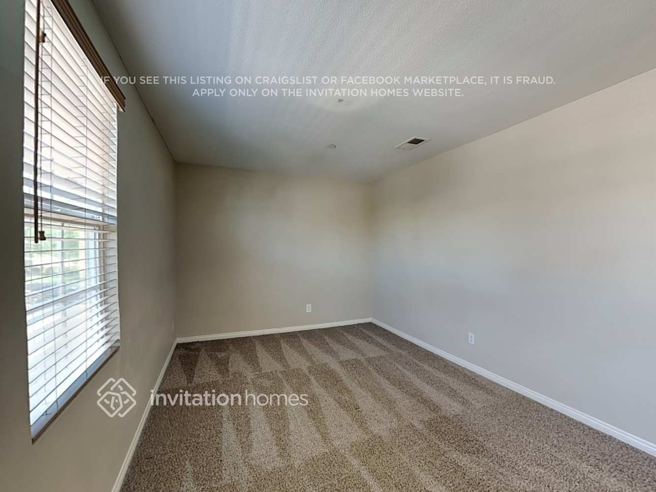 Building Photo - 1890 Lobo