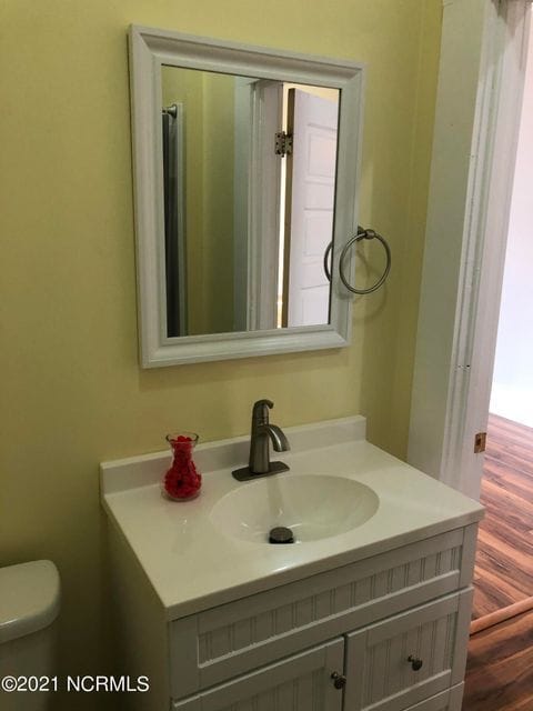 Building Photo - 605 SE 3rd St