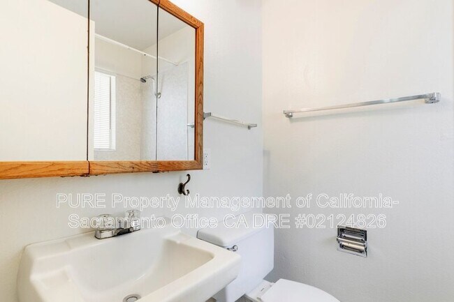 Building Photo - 1201 Rodeo Way