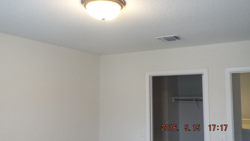 Building Photo - 6015 Clematis Trail