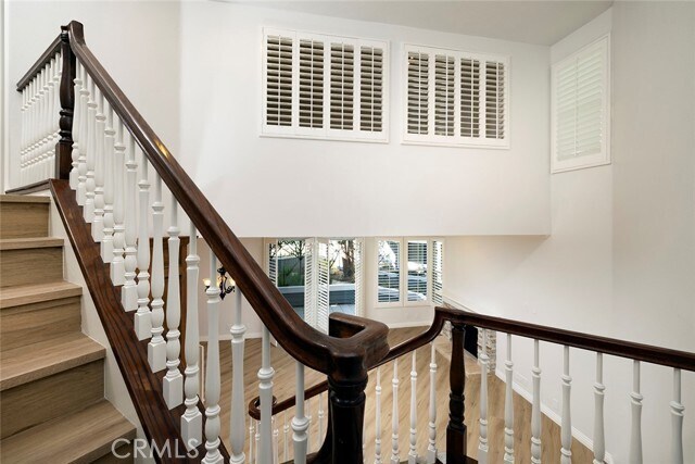 Building Photo - 154 Woodburne