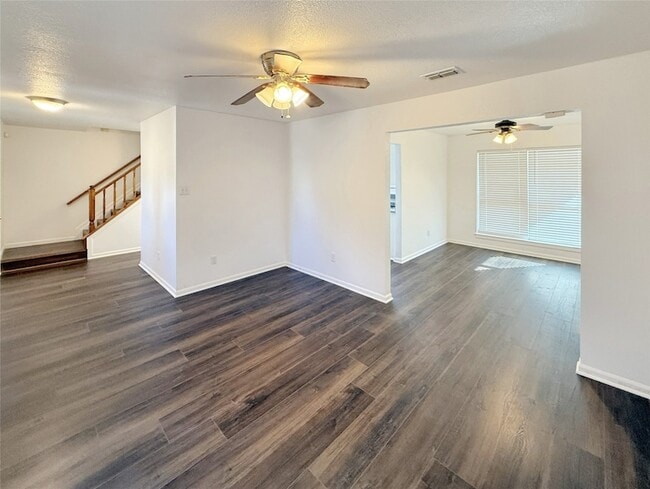 Building Photo - 1713 River Birch Dr