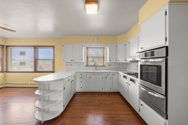 Building Photo - 6401 W 52nd St