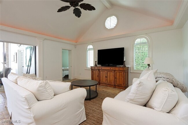 Building Photo - 2201 Beacon Ln