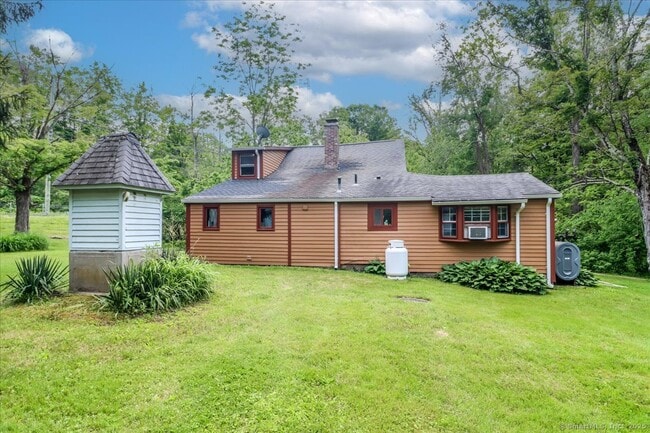 Building Photo - 206 Litchfield Turnpike