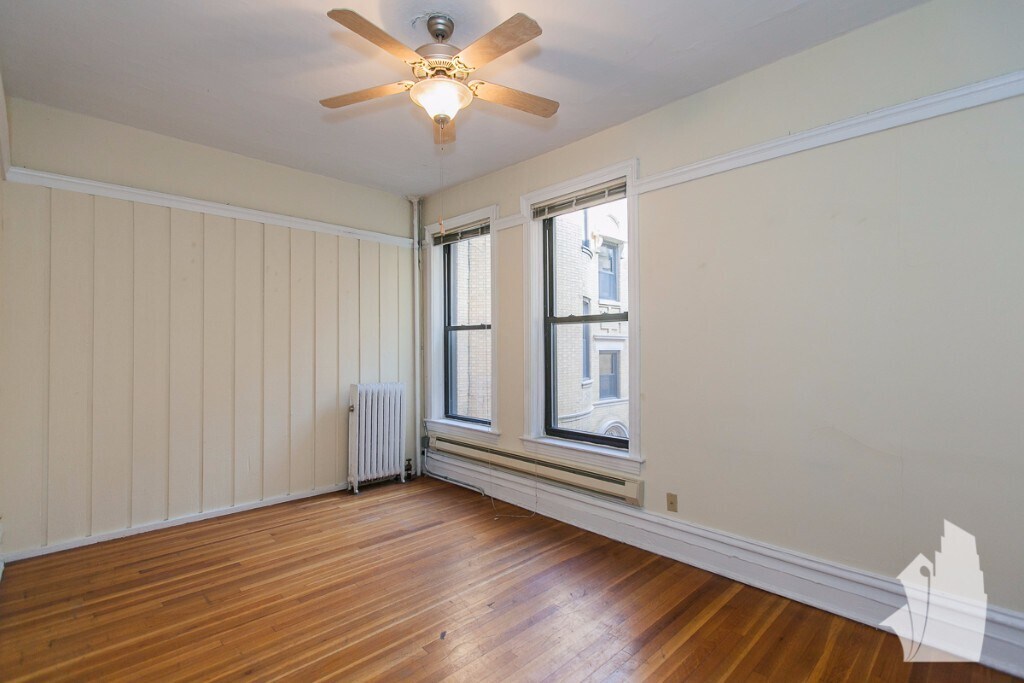 Building Photo - 1226 N Dearborn St