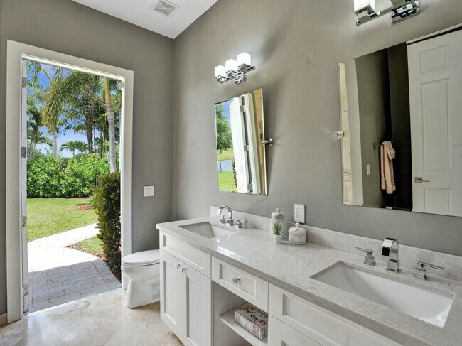 Building Photo - 12328 NW 69th Ct