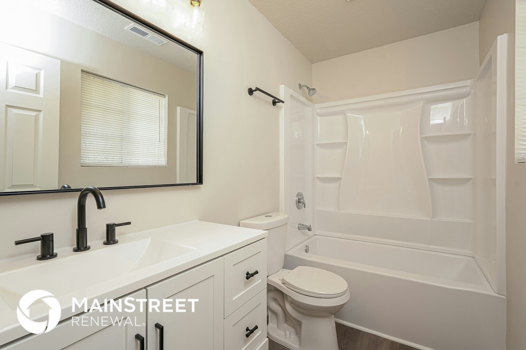 Building Photo - 1724 Hertford St