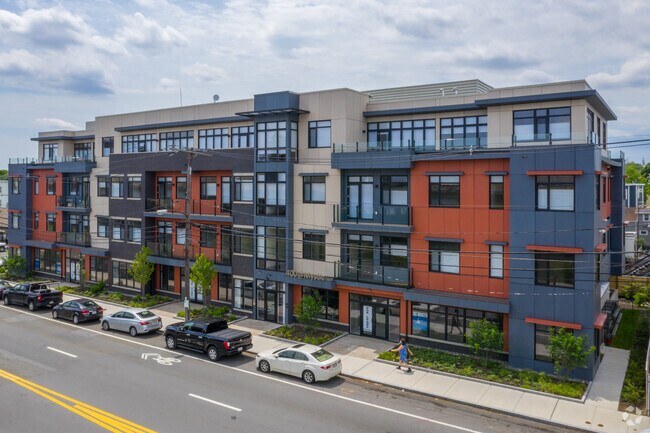 Exterior - 400 Mystic Ave
