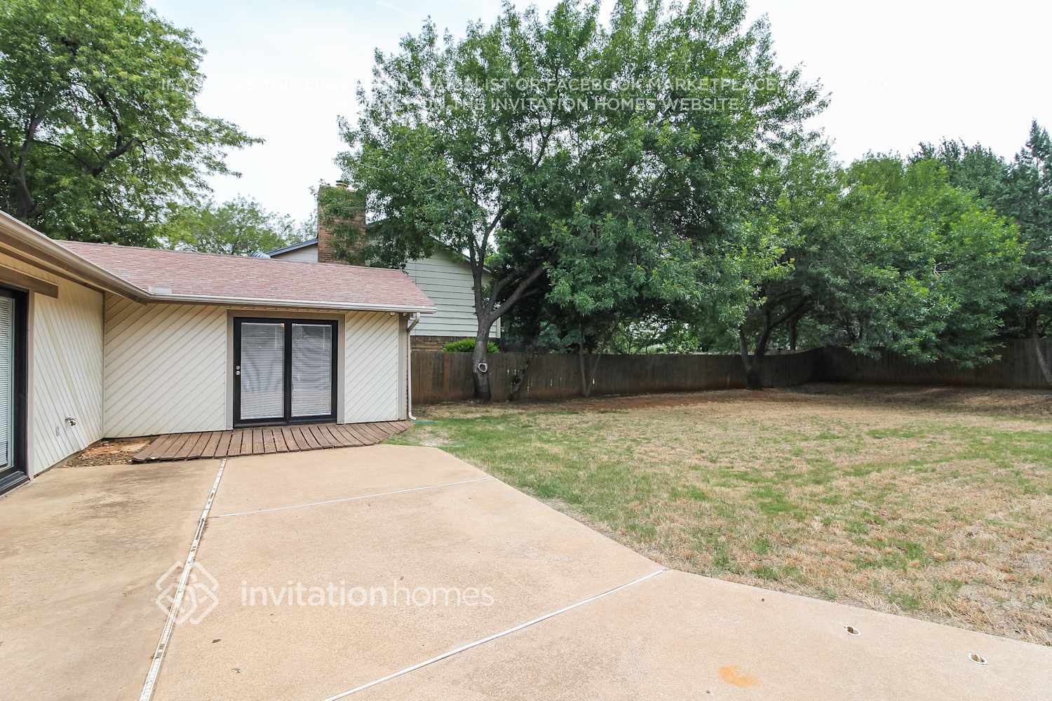 Building Photo - 3718 Twin Oak Ct