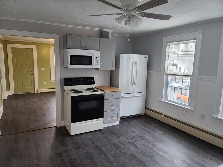 Building Photo - 85 Green St