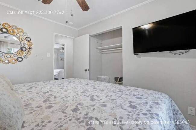 Building Photo - 1807 Curcor Dr