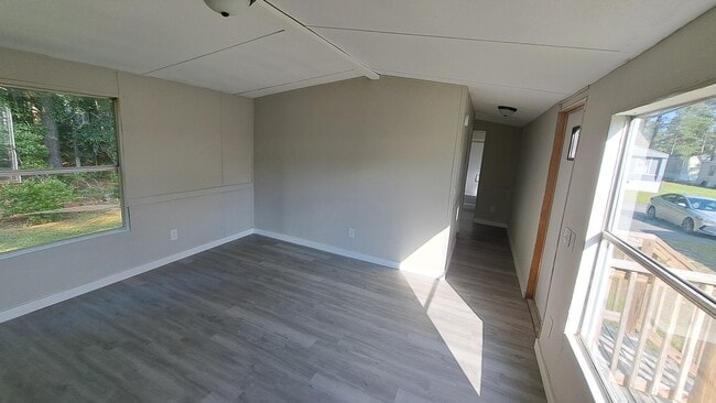 Building Photo - 113 Novits Nook Ct