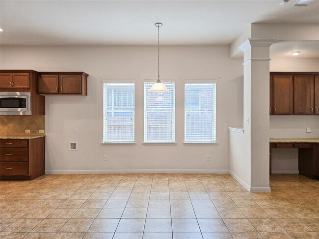 Building Photo - 13108 Hymeadow Cir