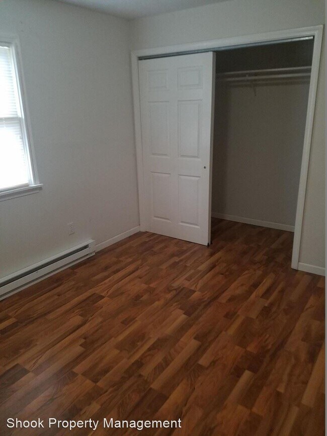 Building Photo - 3 br, 1 bath House - 514 Kerkhoff Ave