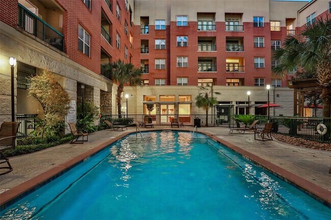 Building Photo - 300 St Joseph Pkwy